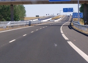 Fomento abre al tráfico los primeros siete kilómetros de la autovía Valladolid-León