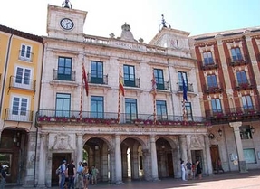El PSOE pide la dimisión del concejal de Obras de Burgos por un uso 'indebido' de la flota municipal