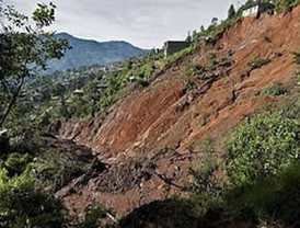 Chiapas, rescatan 19 cuerpos más, se elevó la cifra a 26 difuntos; en Oaxaca 6 muertos y 6 siguen desaparecidos