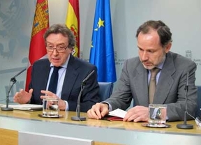 La vicepresidenta del Gobierno promete a Herrera ampliar el Archivo de Salamanca