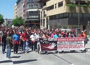 Otros seis mineros se encierran en la Diputación de León 
