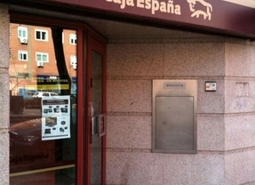 Condenan a Caja España a devolver 100.000 euros a un matrimonio zamorano que contrató acciones preferentes