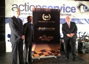 Ruiz Medrano, López Valdivielso y el presidente de Ganvam reciben los Premios Motor 