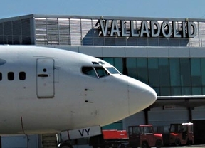 El PSOE denuncia que Ryanair recibió 18 millones de euros de la Junta por operar desde Valladolid 