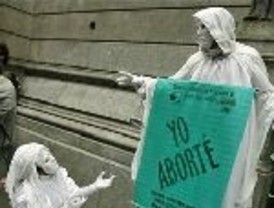 Más de mil mujeres presentan amparos para despenalizar el aborto