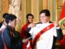 Selección sub 17 recibe homenaje en Palacio de Gobierno