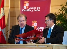 Herrera, durante la firma de la cesión en Burgos