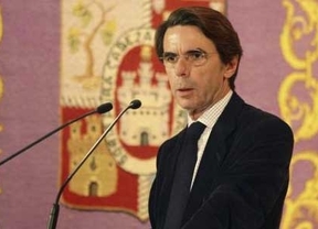 Aznar: 'Quienes apelan a la democracia para quebrantarla, la ponen en riesgo'