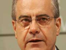 Corbacho vuelve a acusar a los empresarios de 'posturas intransigentes' que se cargaron el diálogo social