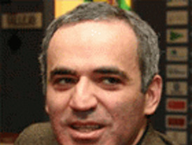 La Eurocámara invita a Kasparov a explicar cuál es la situación en Rusia