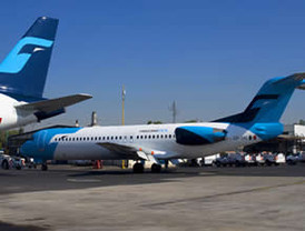 Mexicana entregará nueve aviones a Bancomext por adeudo