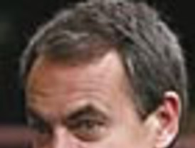 Sorprendente editorial de 'El País', que pide el fin de la era Zapatero