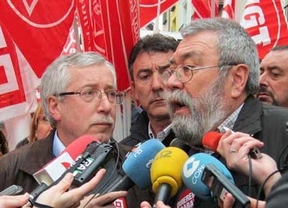Toxo y Méndez afirman en Valladolid que no se convocan huelgas según 'el cronómetro político'