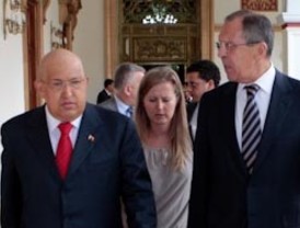 Chávez denuncia que 'hordas' atacaron embajada de Venezuela de Trípoli