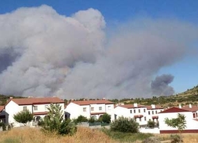 Declarado el nivel 2 en el incendio de Cebreros (Ávila), en el que trabajan más de 250 personas
