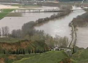 Protección Civil descarta riesgo para personas y viviendas en Zamora por la crecida del Duero