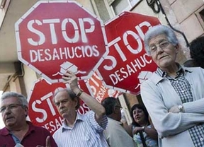 Stop Desahucios León alerta de personas que piden dinero en su nombre con una hucha