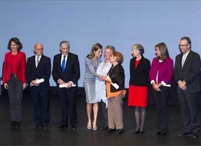 Letizia Ortiz entrega a la palentina Felipa Merino la Mención Honorífica de los Premios al Voluntariado Social 2013