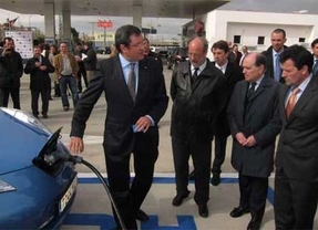Inauguran en Valladolid y Palencia los primeros puntos de recarga rápida para coches eléctricos de la Comunidad