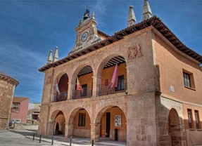 El Juzgado admite a trámite la demanda contra el Ayuntamiento de Ayllón (Segovia) por impedir grabar los plenos