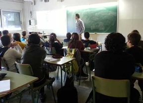Castilla y León convocará 176 plazas en las oposiciones al cuerpo de maestros en 2013