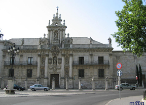 Plan de austeridad de la Universidad de Valladolid con reducción de cargos directivos y fusión de centros