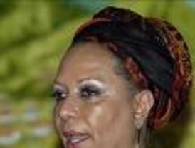 Lamentó la retención de la senadora Córdoba en Nueva York