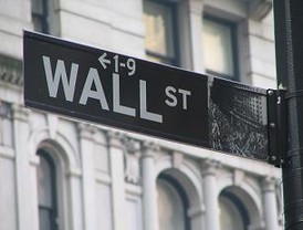 Gana Wall Street a pesar del aumento en el petróleo
