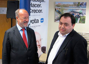 El excandidato de UPyD a la Presidencia de la Junta muestra su apoyo al PP y a León de la Riva