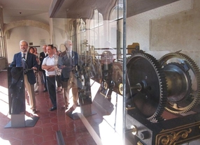 El antiguo reloj de la Universidad de Salamanca vuelve a funcionar 