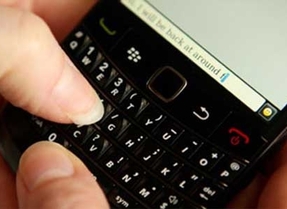 Alertan de un troyano para Android que roba y borra mensajes SMS