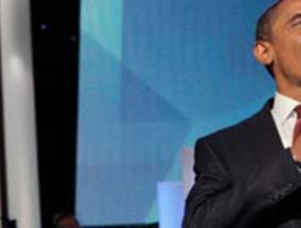 Obama aparece por sorpresa en la Convención para agradecer el apoyo de Clinton... Bill