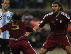 Venezuela logra victoria histórica ante Argentina