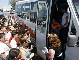 Un total de 1.649 niños saharauis en toda Andalucía comienzan este jueves las 'Vacaciones en Paz 2011'