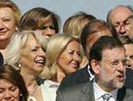 Sólo los medios que hicieron campaña contra Rajoy cuestionan el desenlace del Congreso del PP