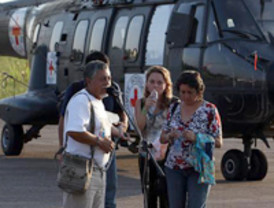 Ecuador 'saluda' liberación de rehenes por las FARC