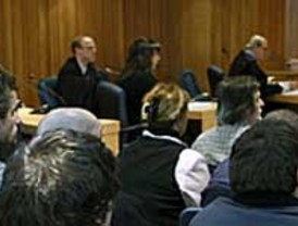 El juez Guevara denuncia a un abogado abertzale que se fue de un juicio