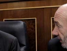 Zapatero y Rubalcaba se niegan a indemnizar a los ex inspectores Hens y Corujo