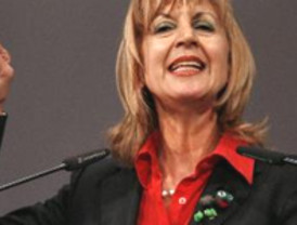 Rosa Díez se viste el domingo de torera en Vistalegre