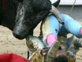 Dramática y espeluznante doble cogida grave de Frascuelo en Las Ventas