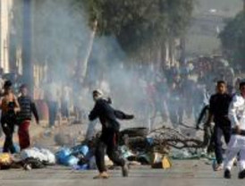 Argelia: 'La marea reformista puede encontrar una oposición violenta'