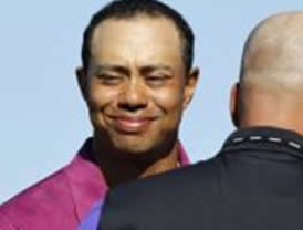 Tiger Woods, 'absolutamente feliz' en su debut en 2011
