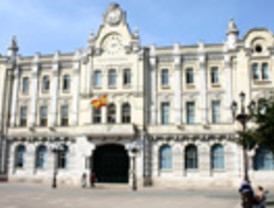El Ayuntamiento de Santander aprueba la bajada de impuestos y la oposición acusa de no decir la verdad