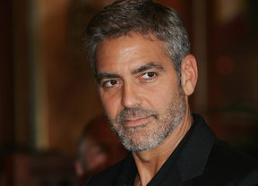 George Clooney se hizo 'lifting' en los testículos