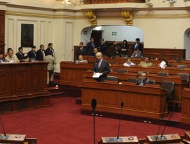 Ministerio de Economía critica excesivas promesas electorales