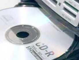 Devuelven el canon de los CD a un abogado que los usó para copiar juicios