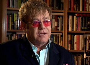 Elton John, asqueado de la cocaína