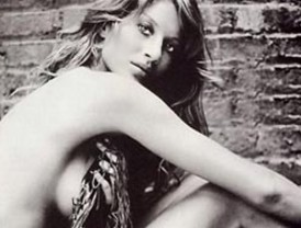 Gisele Bündchen se queda en 'topless' para Vogue
