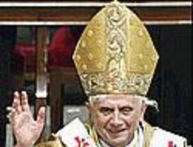 El Vaticano presenta el primer libro de Benedicto XVI, 'Jesús de Nazareth'
