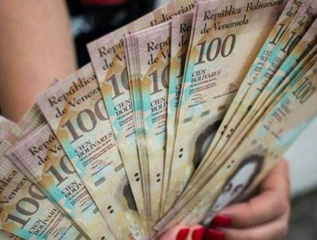 Billete venezolano de 100 bolívares continuará circulando indefinidamente